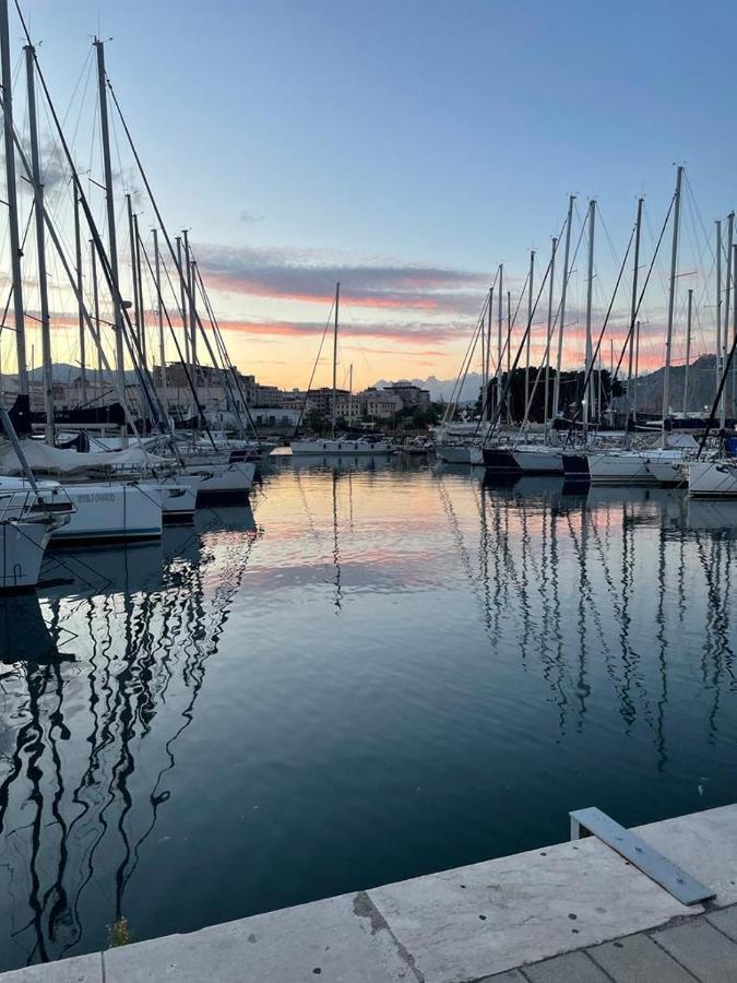 Terrazza Alla Cala Palermo Eksteriør bilde